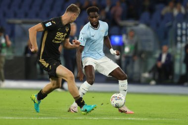 Roma, İtalya 16.09.2024: Lazio 'lu Boulaye Dia golü attı ve İtalya futbol şampiyonası Serie A Enilive 2024-2025 karşılaşmasında takımla birlikte kutlamak için Eylül 2024' de Roma 'daki Stadio Olimpico' da SS Lazio-Hellas Verona maçına çıktı..