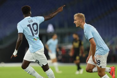 Roma, İtalya 16.09.2024: Lazio 'lu Boulaye Dia golü attı ve İtalya futbol şampiyonası Serie A Enilive 2024-2025 karşılaşmasında takımla birlikte kutlamak için Eylül 2024' de Roma 'daki Stadio Olimpico' da SS Lazio-Hellas Verona maçına çıktı..