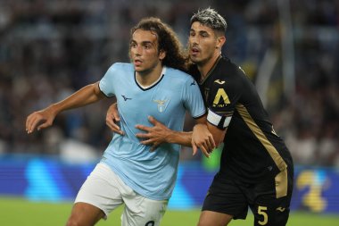Roma, İtalya 16.09.2024: İtalyan Millî Futbol Şampiyonası sırasında Lazio Davide Faraoni 'den Matteo Guendouzi (Lazio Davide Faraoni), Eylül 2024' de Roma 'da Stadio Olimpico' da SS A Enilive 2025 karşılaşmasında Hellas Verona 'ya karşı..