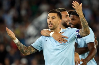 Roma, İtalya 16.09.2024: Lazio 'lu Mattia Zaccagni, Eylül 2024' te Roma 'daki Stadio Olimpico' da oynanan SS Lazio 'ya karşı Hellas Verona maçında İtalya' nın Serie A Enilive 2024-2025 şampiyonasındaki golünü kutladı..