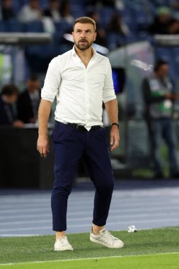 Roma, İtalya 16.09.2024: Paolo Zanetti teknik direktörü Verona İtalya Futbol Şampiyonası sırasında Serie A Enilive 2024-2025 karşılaşmasında SS Lazio Hellas Verona 'ya karşı Eylül 2024' te Roma 'da Stadio Olimpico' da oynanan karşılaşma.
