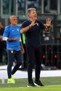 Roma, İtalya 16.09.2024: Marco Baroni teknik direktörü Lazio İtalya Futbol Şampiyonası sırasında Serie A Enilive 2024-2025 SS Lazio Hellas Verona 'ya karşı Eylül 2024' te Roma 'da oynanan Stadio Olimpico karşılaşmasında teknik direktör Lazio.