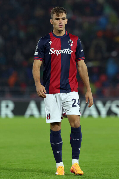 Болонья, Италия 18.09.2024: Тейс Даллинга из Болоньи во время Лиги чемпионов УЕФА 2024 / 2025, день 1, футбольный матч Болонья 1909 - "Шахтер" Донецк на стадионе "Ренато Далла Ара" в Болонье в сентябре 2024 года.
