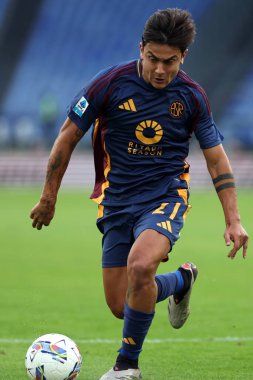 Roma, İtalya 22,09.2024: İtalyan futbol şampiyonluğu sırasında Paulo Dybala Serie A Enilive 2024-2025 Roma-Udinese Calcio maçında Roma 'daki Stadio Olimpico' da AS Roma-Udinese Calcio karşılaşması.