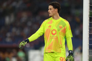 Roma, İtalya 22,09.2024: İtalya futbol şampiyonluğu sırasında Roma 'nın Mil Svilar' ı Serie A Enilive 2024-2025 maçında AS Romanlar Udinese Calcio 'ya karşı Roma' daki Stadio Olimpico 'da.