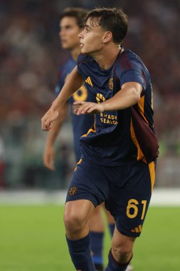 Roma, İtalya 22,09.2024: İtalyan futbolcu Niccolo Pisilli İtalya Futbol Şampiyonası Serie A Enilive 2024-2025 maçında AS Romanlar Udinese Calcio 'ya karşı Roma' daki Stadio Olimpico 'da.