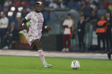 Roma, İtalya 22,09.2024: İtalya Futbol Şampiyonası sırasında Udinese 'li Hassane Kamara Serie A Enilive 2024-2025 Roma-Udinese Calcio maçında Roma' daki Stadio Olimpico 'da AS Romanlar Udinese Calcio' ya karşı.