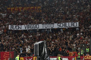 Roma, İtalya 22.09.2024: İtalya Futbol Şampiyonası sırasında Schillaci için Bayrak Serie A Enilive 2024-2025 Maçı AS Romanlar Udinese Calcio 'ya karşı Roma' daki Stadio Olimpico 'da oynanacak..