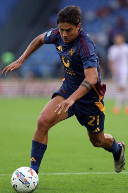 Roma, İtalya 22,09.2024: İtalyan futbol şampiyonluğu sırasında Paulo Dybala Serie A Enilive 2024-2025 Roma-Udinese Calcio maçında Roma 'daki Stadio Olimpico' da AS Roma-Udinese Calcio karşılaşması.