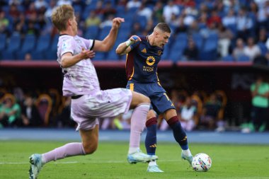 Roma, İtalya 22,09.2024: Roma 'dan Artem Dovbyk golü attı ve İtalya futbol şampiyonası Serie A Enilive 2024-2025 maçında Roma' daki Stadio Olimpico 'da AS Roma-Udinese Calcio maçında takımla birlikte kutladı..