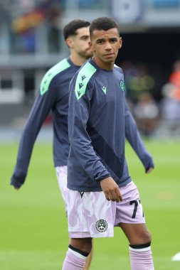 Roma, İtalya 22,09.2024: Udinese 'li Rul Modesto İtalya futbol şampiyonası öncesinde oynanan ısınma karşılaşmasında Serie A Enilive 2024-2025 Roma-Udinese Calcio maçında Roma' daki Stadio Olimpico 'da AS-Udinese Calcio' ya karşı.