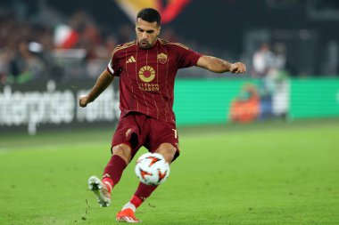 Roma, İtalya 26.9.2024: UEFA Avrupa Ligi 2024-2025 gününde Zeki Çelik, AS Romanlar ve Athletic Club Bilbao arasındaki futbol karşılaşması Roma 'daki Olimpiyat Stadyumu' nda gerçekleşti..