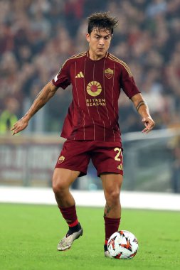 Roma, İtalya 26.9.2024: UEFA Avrupa Ligi 2024-2025 gününde Roman Paulo Dybala, Roma 'daki Olimpiyat Stadyumu' nda AS Romanlar ve Athletic Club Bilbao arasındaki futbol karşılaşması.