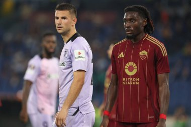 Roma, İtalya 26.9.2024: UEFA Avrupa Ligi 2024-2025 gününde Atletizm Bilbao 'dan Guruzeta, Roman Manu Kone, Roma' daki Olimpiyat Stadyumu 'nda AS Roman Atletizm Kulübü Bilbao' ya karşı oynanan futbol karşılaşması..