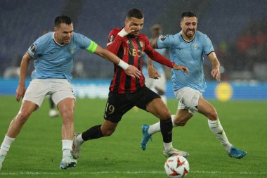 Roma, İtalya 03.10.2024: Lazio Patriği, Nice 'den Badredine Bouanani, Uefa Avrupa Ligi 2024-2025, 2. gün, Uefa Avrupa Ligi' nde Mario Gila, Roma 'daki Olimpiyat Stadyumu' nda SS Lazio 'ya karşı Ogc Nice arasındaki futbol karşılaşması.