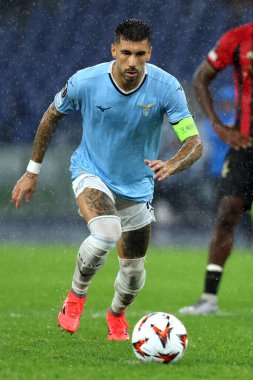 Roma, İtalya 03.10.2024: Lazio 'lu Mattia Zaccagni Uefa Avrupa Ligi 2024-2025, ikinci gün, SS Lazio ile Ogc Nice arasındaki futbol karşılaşmasında ceza aldı..