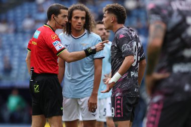 Roma, İtalya 6.10.2024: Lazio 'dan Ayroldi, Lazio' dan Matteo Guendouzi, İtalya 'dan Sebastiano Esposito İtalya' dan Serie A Enilive 2024-2025 maçı sırasında 6 Ekim 2024 'de Roma' daki Stadio Olimpico 'da SS Lazio' ya karşı Empoli FC karşılaşması.