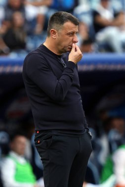 Roma, İtalya 6.10.2024: Roberto D 'Aversa İtalya futbol şampiyonluğu sırasındaki Empoli koçu Serie A Enilive 2024-2025 karşılaşmasında SS Lazio Empoli FC - Stadio Olimpico, 6 Ekim 2024.