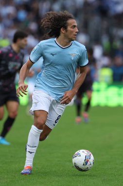 Roma, İtalya 6.10.2024: Lazio 'lu Matteo Guendouzi İtalyan futbol şampiyonluğu sırasında Serie A Enilive 2024-2025 karşılaşmasında SS Lazio Empoli FC' ye karşı 6 Ekim 2024 'te Roma' daki Stadio Olimpico 'da oynanacak..
