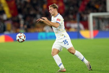 Roma, İtalya 24.10.2024: Dinamo Kievyi takımından Valentyn Rubchynskyi Uefa Avrupa Ligi 2024-2025, 3. gün, Roma 'daki Olimpiyat Stadyumu' nda AS Roma ve Dinamo Kiev arasındaki futbol karşılaşması.