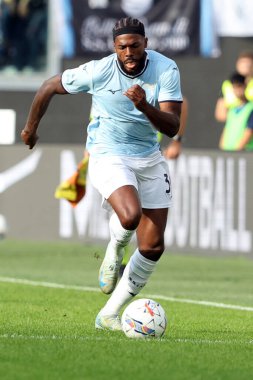 Roma, İtalya 27.10.2024: Lazio 'lu Nuno Tavares İtalya Futbol Şampiyonası sırasında Serie A Enilive 2024-2025 karşılaşmasında SS Lazio, Cenova FC' ye karşı Roma 'da 27 Ekim 2024' te Stadio Olimpico 'da oynanan karşılaşma..