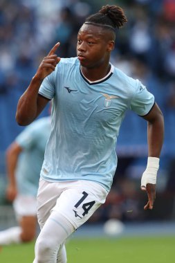 Roma, İtalya 27.10.2024: Lazio 'dan Tijjani Noslin 27 Ekim 2024' te Roma 'daki Stadio Olimpico' da oynanan SS Lazio - Genoa FC karşılaşmasında golü attı ve İtalya futbol şampiyonası Serie A Enilive 2025 maçında takımla birlikte kutladı..