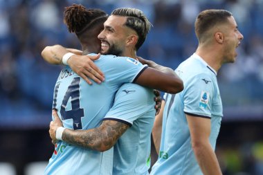 Roma, İtalya 27.10.2024: Lazio Tijjjani Noslin 'den Taty Castellanos golü attı ve 27 Ekim' de Roma 'daki Stadio Olimpico' da oynanan SS Lazio 'ya karşı 2024-2025 karşılaşmasında İtalya' nın Serie A Enilive 2025 takımı ile kutlama yaptı., 