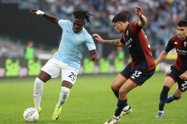 Roma, İtalya 27.10.2024: Lazio 'lu Loum Tchaouna, İtalya futbol şampiyonası sırasında Cenova' lı Alan Maturo Serie A Enilive 2024-2025 karşılaşmasında SS Lazio ve Genoa FC 27 Ekim 2024 'de Roma' daki Stadio Olimpico 'da karşılaşacak..