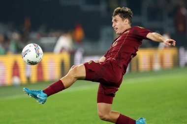 Roma, İtalya 31.10.2024: İtalyan futbol şampiyonluğu sırasında Roma 'dan Tommaso Baldanzi Serie A Enilive 2024-2025 maçında AS Romanlar Torino Fc' ye karşı 31 Ekim 2024 'te Roma' daki Stadio Olimpico 'da oynanan karşılaşma.