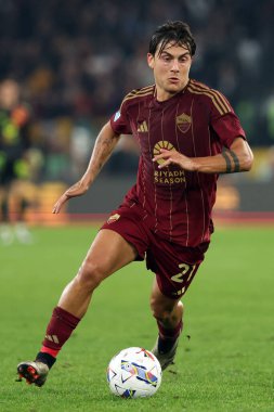 Roma, İtalya 31.10.2024: İtalyan futbolcu Paulo Dybala İtalya Futbol Şampiyonası sırasında Serie A Enilive 2024-2025 AS Roman-Torino Fc maçında 31 Ekim 2024 'te Roma' daki Stadio Olimpico 'da karşı karşıya geldi..