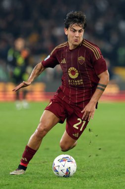 Roma, İtalya 31.10.2024: İtalyan futbolcu Paulo Dybala İtalya Futbol Şampiyonası sırasında Serie A Enilive 2024-2025 AS Roman-Torino Fc maçında 31 Ekim 2024 'te Roma' daki Stadio Olimpico 'da karşı karşıya geldi..