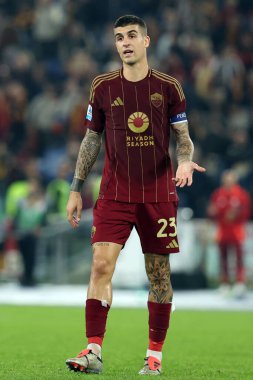 Roma, İtalya 31.10.2024: İtalyan futbol şampiyonluğu sırasında Roma 'dan Gianluca Mancini Serie A Enilive 2024-2025 maçında AS Romanlar Torino Fc' ye karşı 31 Ekim 2024 'te Roma' daki Stadio Olimpico 'da oynanan karşılaşma.