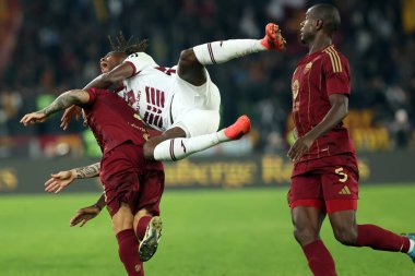 Roma, İtalya 31.10.2024: Roman Angelino, Torino 'lu Alieu Njie İtalya futbol şampiyonasında Serie A Enilive 2024-2025 Roma-Torino Fc maçında 31 Ekim 2024' te Roma 'da Stadio Olimpico' da AS Romanlar ve Torino Fc karşı karşıya geldi..