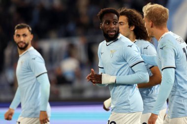 Roma, İtalya 4.11.2024: Lazio 'dan Boulaye Dia gol attı ve İtalya futbol şampiyonası Serie A Enilive 2024-2025 karşılaşmasında takımla birlikte kutlama yaptı: SS Lazio - Cagliari Calcio maçı 4 Kasım 2024' te Roma 'da Stadio Olimpico' da yapıldı..