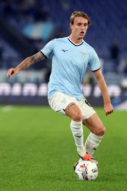 Roma, İtalya 4.11.2024: İtalyan futbolcu Nicolo Rovella İtalya Futbol Şampiyonası sırasında Serie A Enilive 2024-2025 karşılaşmasında SS Lazio, Cagliari Calcio 'ya karşı 4 Kasım 2024' te Roma 'da Stadio Olimpico' da oynanan karşılaşma..