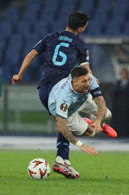 Roma, İtalya 07.11.2024: Porto 'dan Eustaquio, Uefa Avrupa Ligi 2024-2025, 4. gün, Uefa Avrupa Ligi sırasında Lazio' dan Mattia Zaccagni, 7 Kasım 2024 'te Roma Olimpiyat Stadyumu' nda SS Lazio 'dan Fc Porto' ya karşı oynanan futbol maçı..