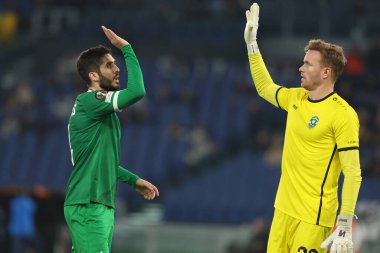 Roma, İtalya 28.11.2024: Ludogorets 'ten Dinis Almeida, Uefa Avrupa Ligi 2024-2025, 5. gün, Uefa Avrupa Ligi' nden Hendrik Bonmann, SS Lazio Ludogorets Razgrad 'a karşı Roma Olimpiyat Stadyumu' nda oynanan futbol karşılaşması.