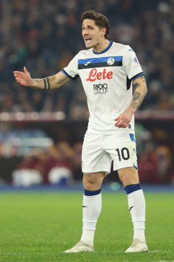 Roma, İtalya 2.12.2024: İtalya Futbol Şampiyonası sırasında Atalantalı Nicolo Zaniolo Serie A Enilive 2024-2025 Roma - Atalanta Bergamasca Calcio maçında 2 Aralık 2024 'te Roma' da Stadio Olimpico 'da.