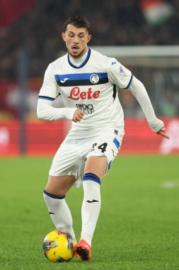 Roma, İtalya 2.12.2024: İtalyan Atalantalı Lazar Samarciç İtalyan futbol şampiyonluğu Serie A Enilive 2024-2025 maçında AS Romanlar Atalanta Bergamasca Calcio 'ya karşı 2 Aralık 2024' te Roma 'daki Stadio Olimpico' da oynanacak..