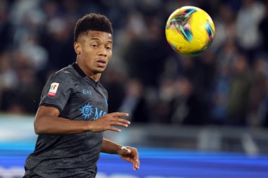 Roma, İtalya 5.12.2024: Napoli 'li David Neres İtalyan futbol karşılaşması Freccia Rossa Coppa Italia (İtalya Kupası) 2024-2025 SS Lazio ile SSC Napoli Roma' daki Olimpiyat Stadyumu 'nda karşılaştı.