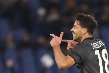 Roma, İtalya 5.12.2024: Napoli 'den Giovanni Simeone golü attı ve İtalya futbol karşılaşması Freccia Rossa Coppa Italia (İtalya Kupası) 2024-2025 SS Lazio Roma' daki Olimpiyat stadyumunda SSC Napoli 'ye karşı.