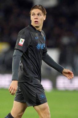 Roma, İtalya 5.12.2024: İtalyan futbol karşılaşmasında Napoli 'li Alessio Zerbin Freccia Rossa Coppa Italia (İtalya Kupası) 2024-2025 SS Lazio SSC Napoli' ye karşı Roma Olimpiyat Stadyumu 'nda.