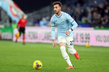 Roma, İtalya 5.12.2024: İtalyan futbol karşılaşması sırasında Lazio 'lu Gaetano Castrovilli Freccia Rossa Coppa Italia (İtalya Kupası) 2024-2025 SS Lazio ile SSC Napoli Roma Olimpiyat Stadyumu' nda karşı karşıya geldi.
