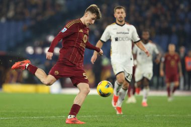 Roma, İtalya 7.12.2024: İtalyan futbolcu Alexis Saelemaekers İtalya Futbol Şampiyonası Serie A Enilive 2024-2025 maçında AS Romanlar ABD Lecce 'ye karşı Roma' da Stadio Olimpico 'da.