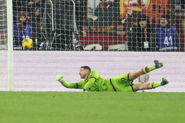 Roma, İtalya 7.12.2024: Romanyalı Gianluca Mancini İtalya futbol şampiyonası Serie A Enilive 2024-2025 maçında Roma 'daki Stadio Olimpico' da ABD 'li Lecce' ye karşı AS Enilive 2025 karşılaşmasında golü attı ve takımla birlikte kutladı..