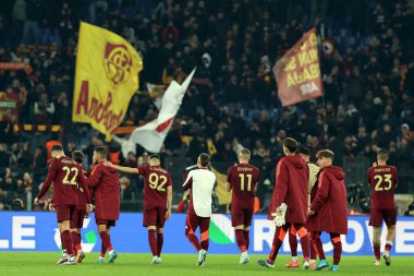 Roma, İtalya 12.12.2024: Roman oyuncular Uefa Avrupa Ligi 2024-2025, 6. gün, Roma 'daki Olimpiyat Stadyumu' nda AS Romanlar SC Braga 'ya karşı oynanan futbol karşılaşmasının zaferini kutladılar..