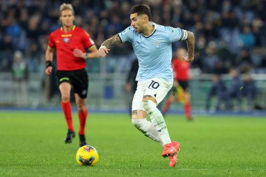 Roma, İtalya 16.12.2024: Lazio 'lu Mattia Zaccagni İtalyan futbol şampiyonluğu sırasında Serie A Enilive 2024-2025 karşılaşmasında SS Lazio FC Internazionale' ye karşı Roma 'daki Stadio Olimpico 