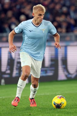 Roma, İtalya 16.12.2024: Lazio 'dan Gustav Isaksen İtalya futbol şampiyonluğu sırasında Serie A Enilive 2024-2025 karşılaşmasında SS Lazio FC Internazionale' ye karşı Roma 'daki Stadio Olimpico 