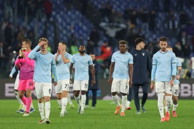Roma, İtalya 16.12.2024: Lazio oyuncularının İtalya Futbol Şampiyonluğu Serie A Enilive 2024-2025 karşılaşmasında Roma 'daki Stadio Olimpico' da SS Lazio 'ya karşı FC Internazionale' yi 0-6 mağlup etmesinin ardından yaşadığı hayal kırıklığı 