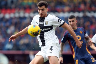 Roma, İtalya 22.12.2024: İtalya Futbol Şampiyonası sırasında Parmalı Botond Baloghi Serie A Enilive 2024-2025 Roma - Parma Calcio maçında Roma 'da Stadio Olimpico' da.